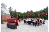 醴陵市班龙服饰广场党员参加株洲市非公有制经济组织综合党委“喜迎二十大·永远跟党走”主题党日活动